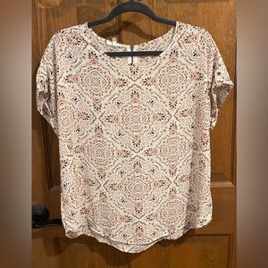 **EUC**Maurices Delton zipper back blouse size medium